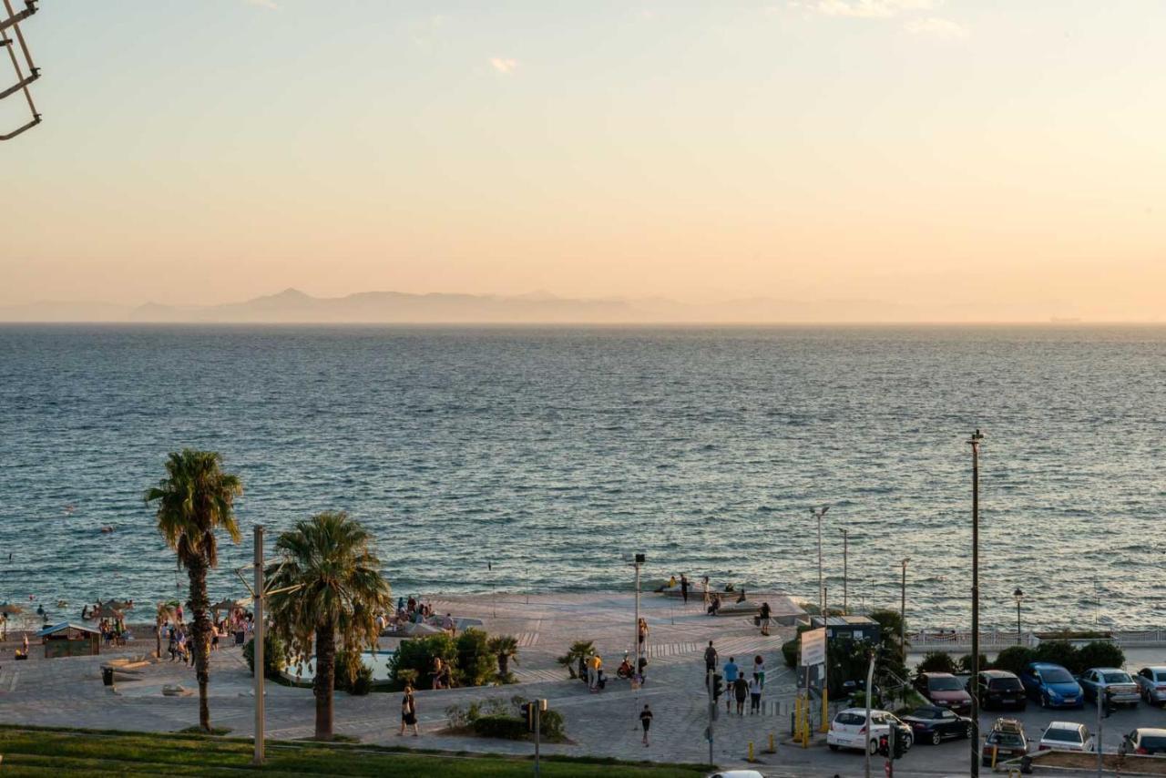 Flisvos Elite Seafront Luxury Apartment Athens Exterior photo