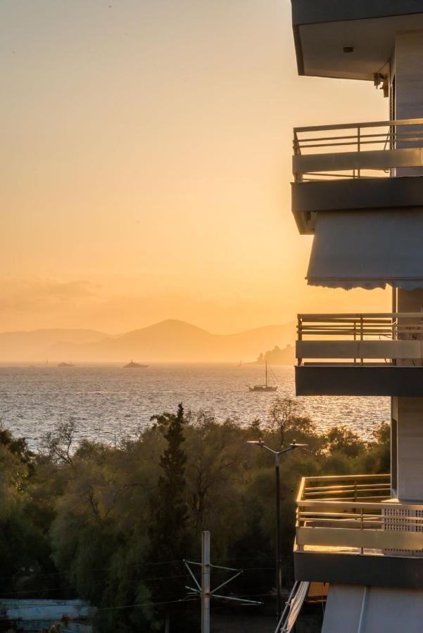 Flisvos Elite Seafront Luxury Apartment Athens Exterior photo